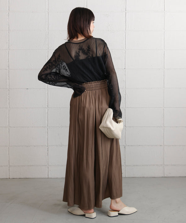 刺しゅうプルオーバー