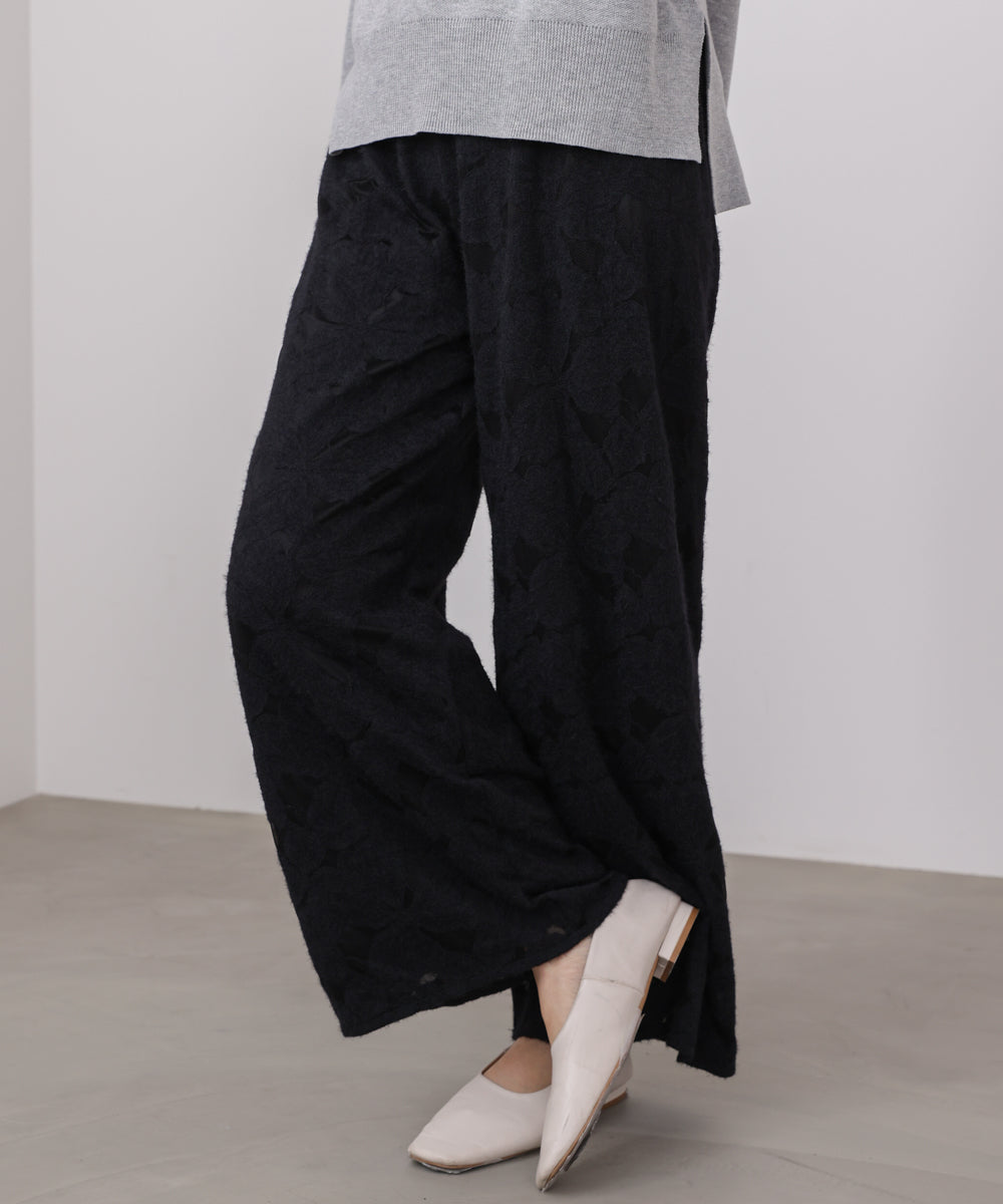 起毛レースワイドパンツ
