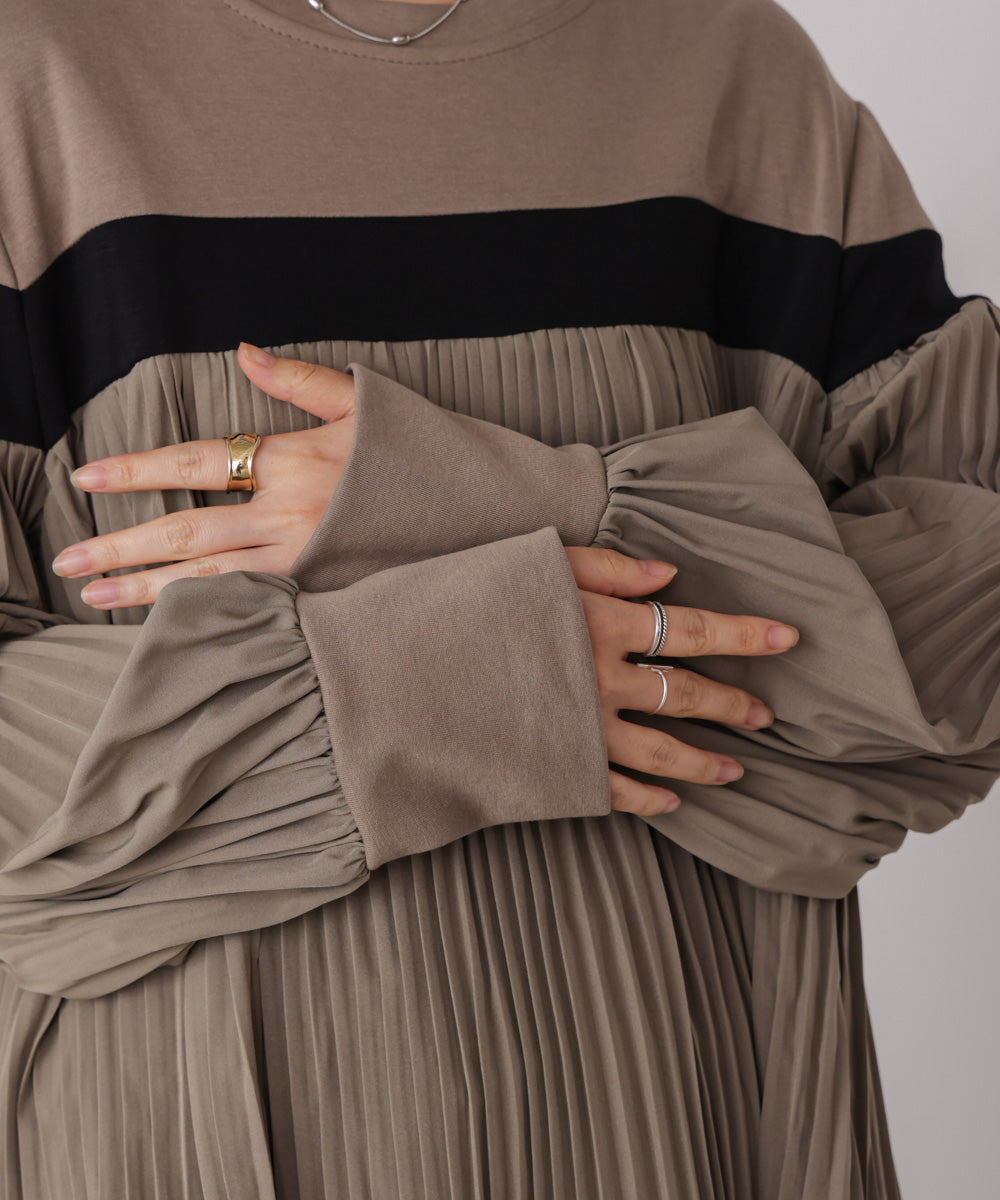 配色ラインプリーツプルオーバー