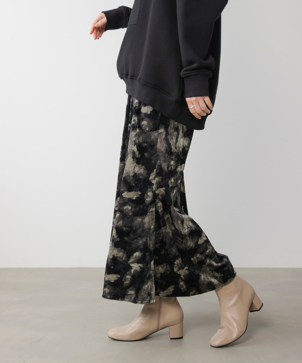 ベロアニュアンス柄スカート