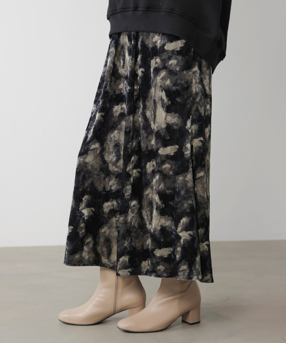 ベロアニュアンス柄スカート