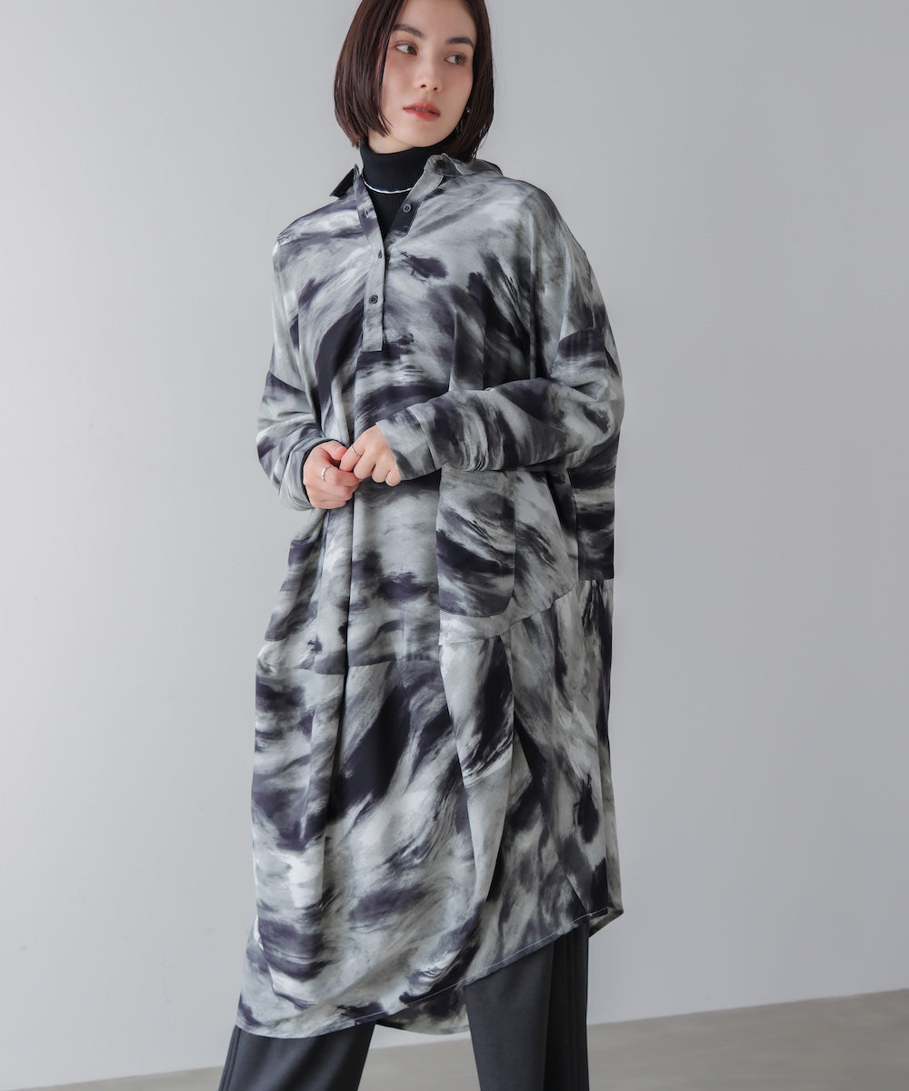 まだら柄ドレープワンピース