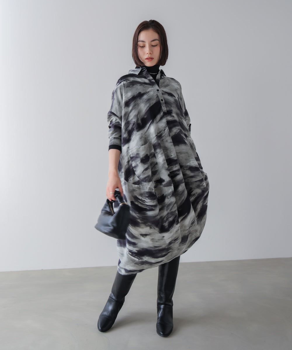 まだら柄ドレープワンピース