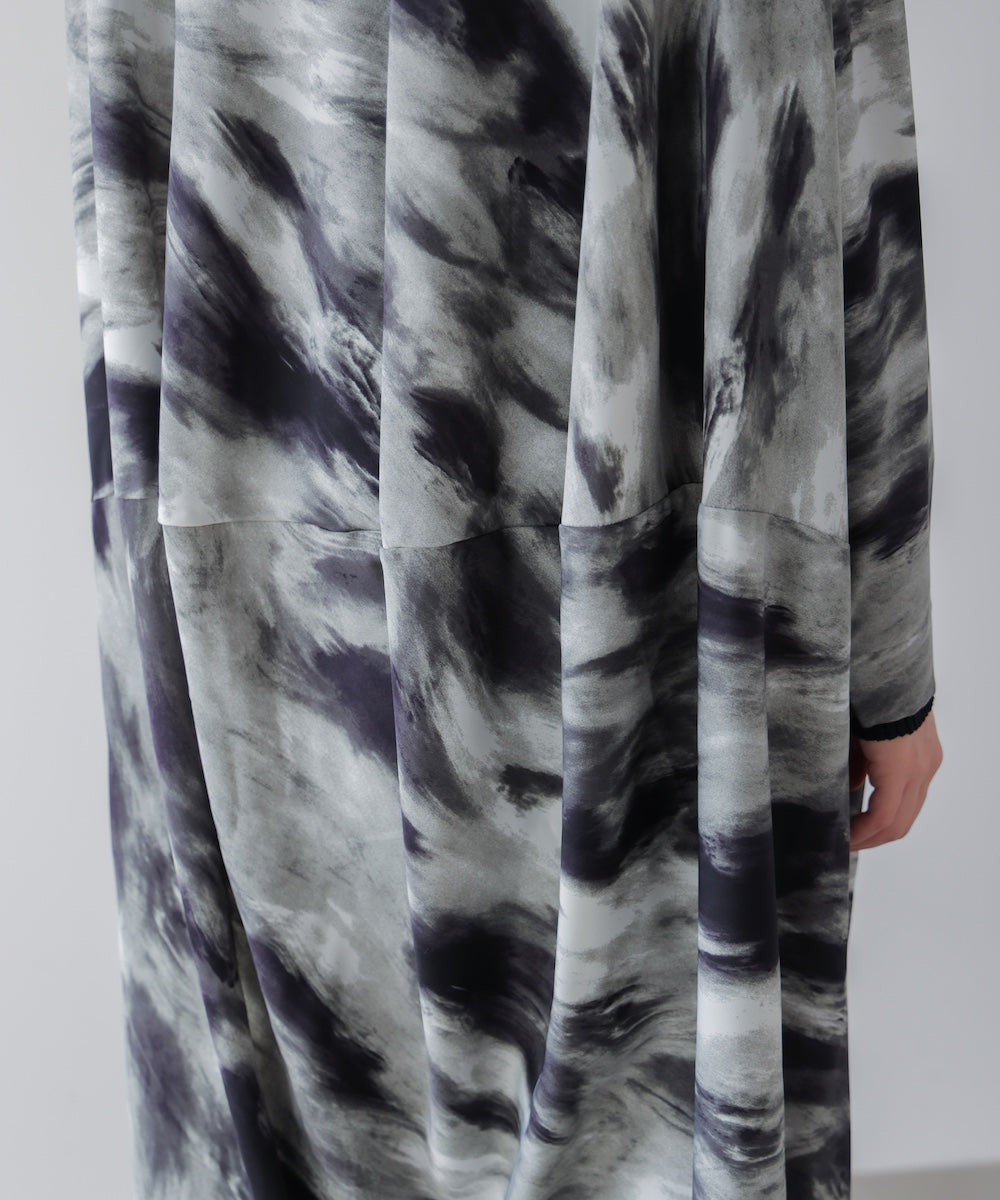 まだら柄ドレープワンピース