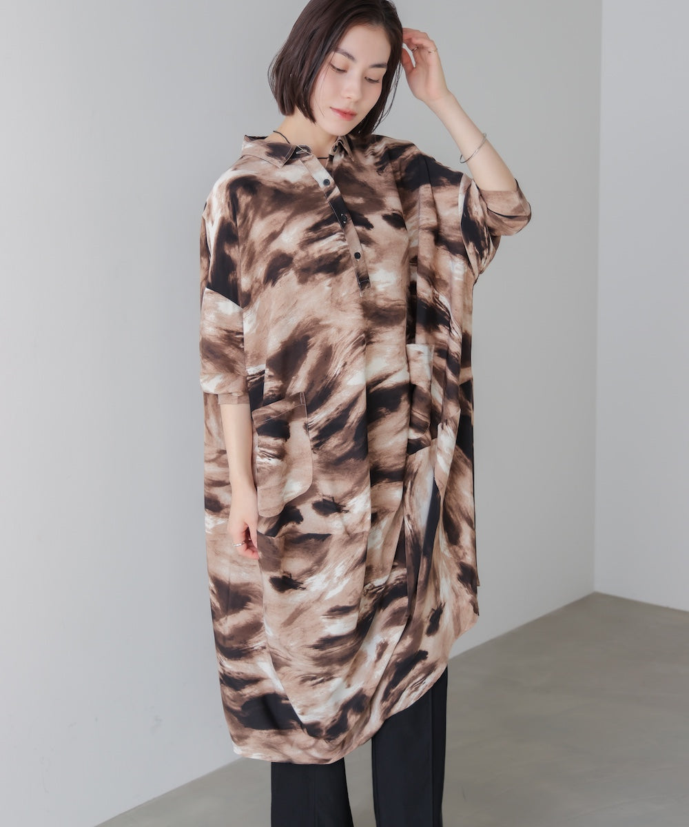 まだら柄ドレープワンピース