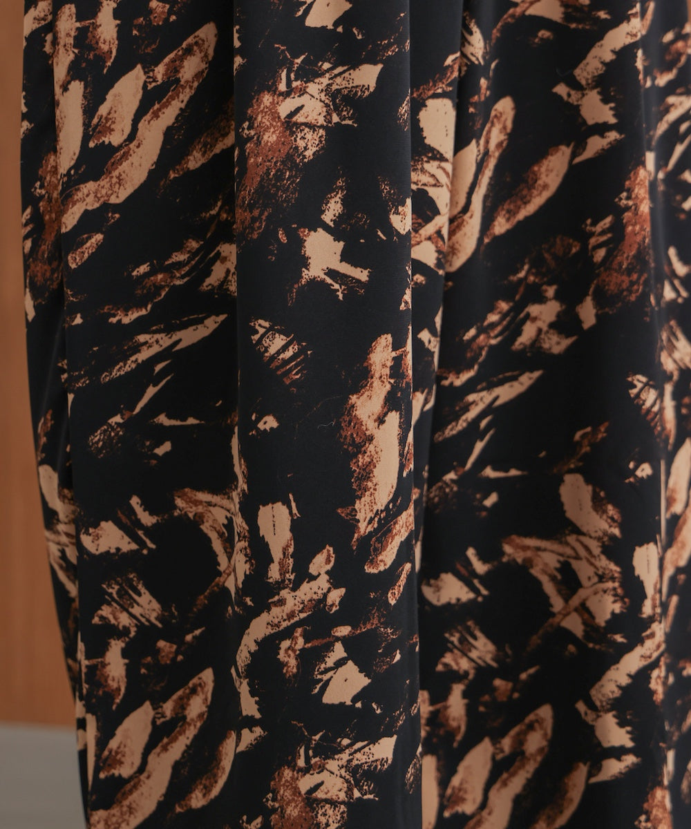 モノトーン柄パンツ