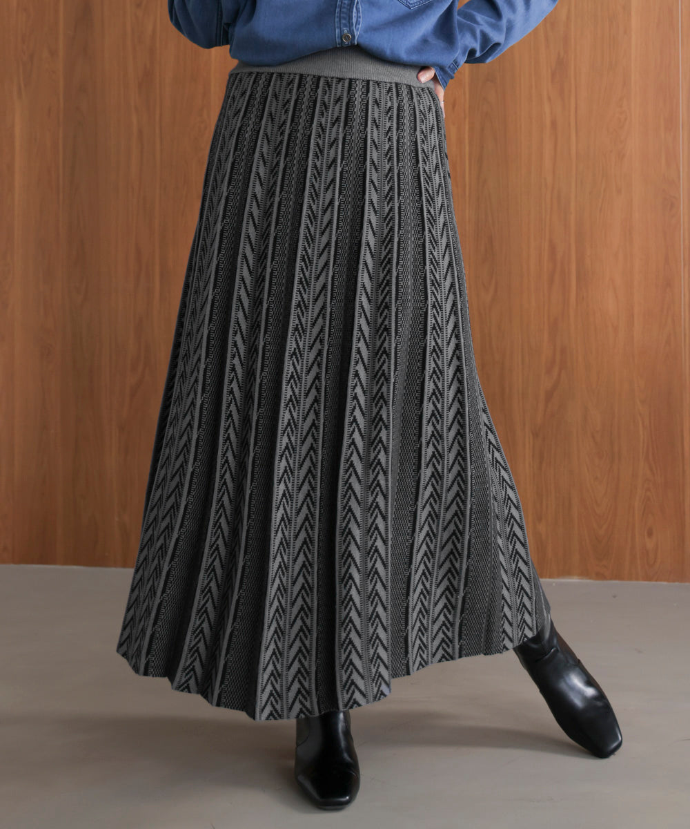 幾何柄ニットスカート