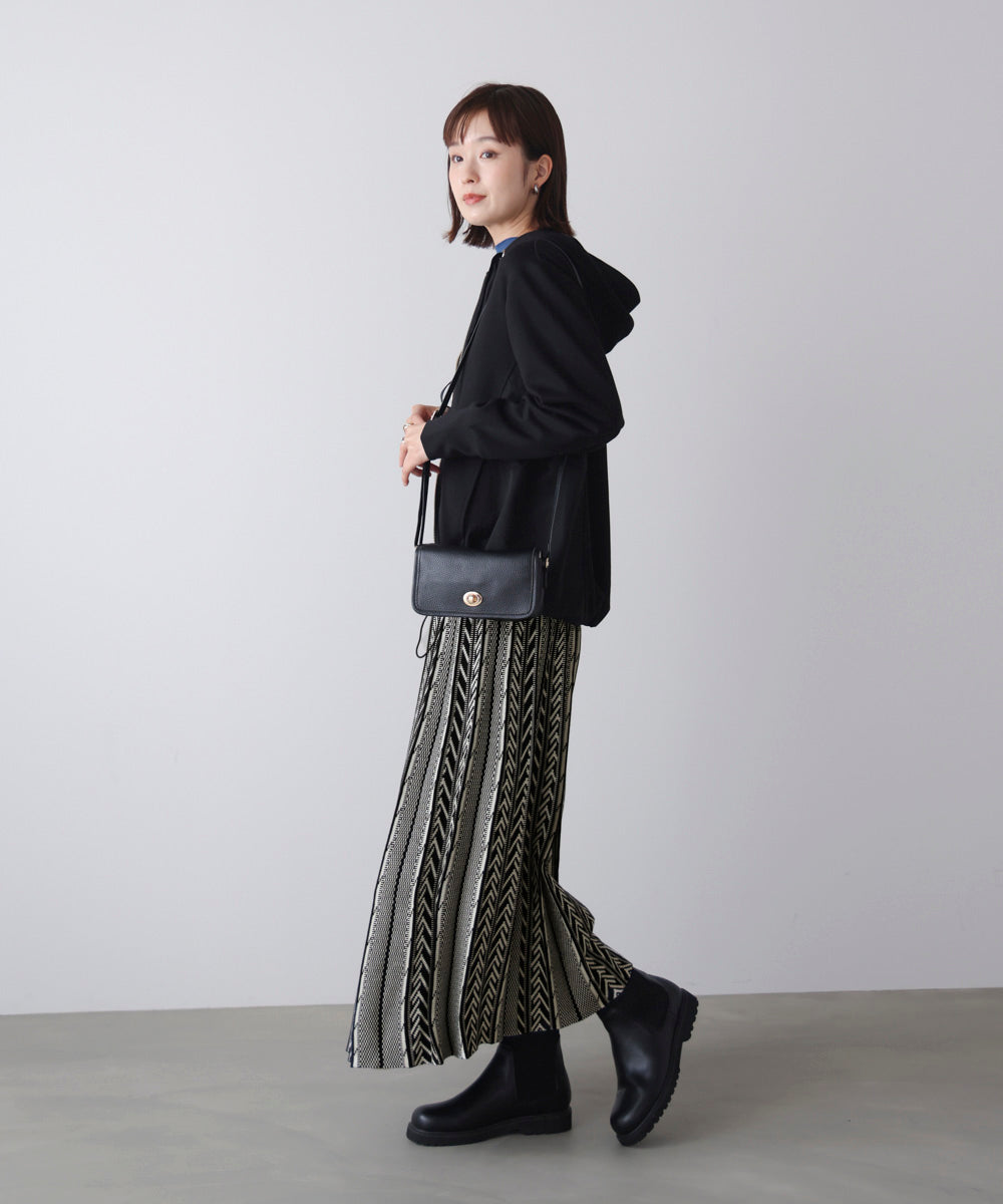 幾何柄ニットスカート