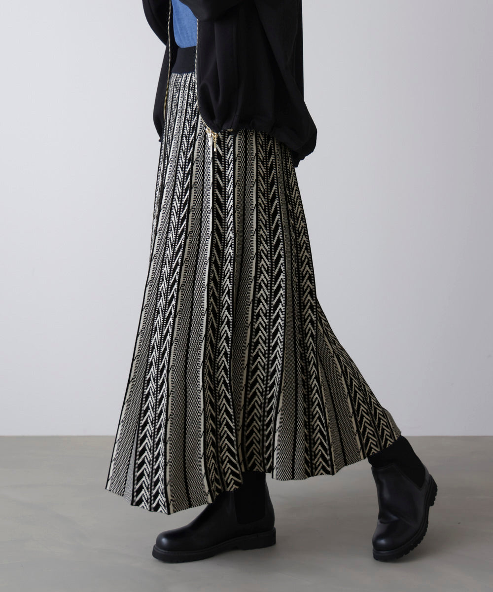 幾何柄ニットスカート