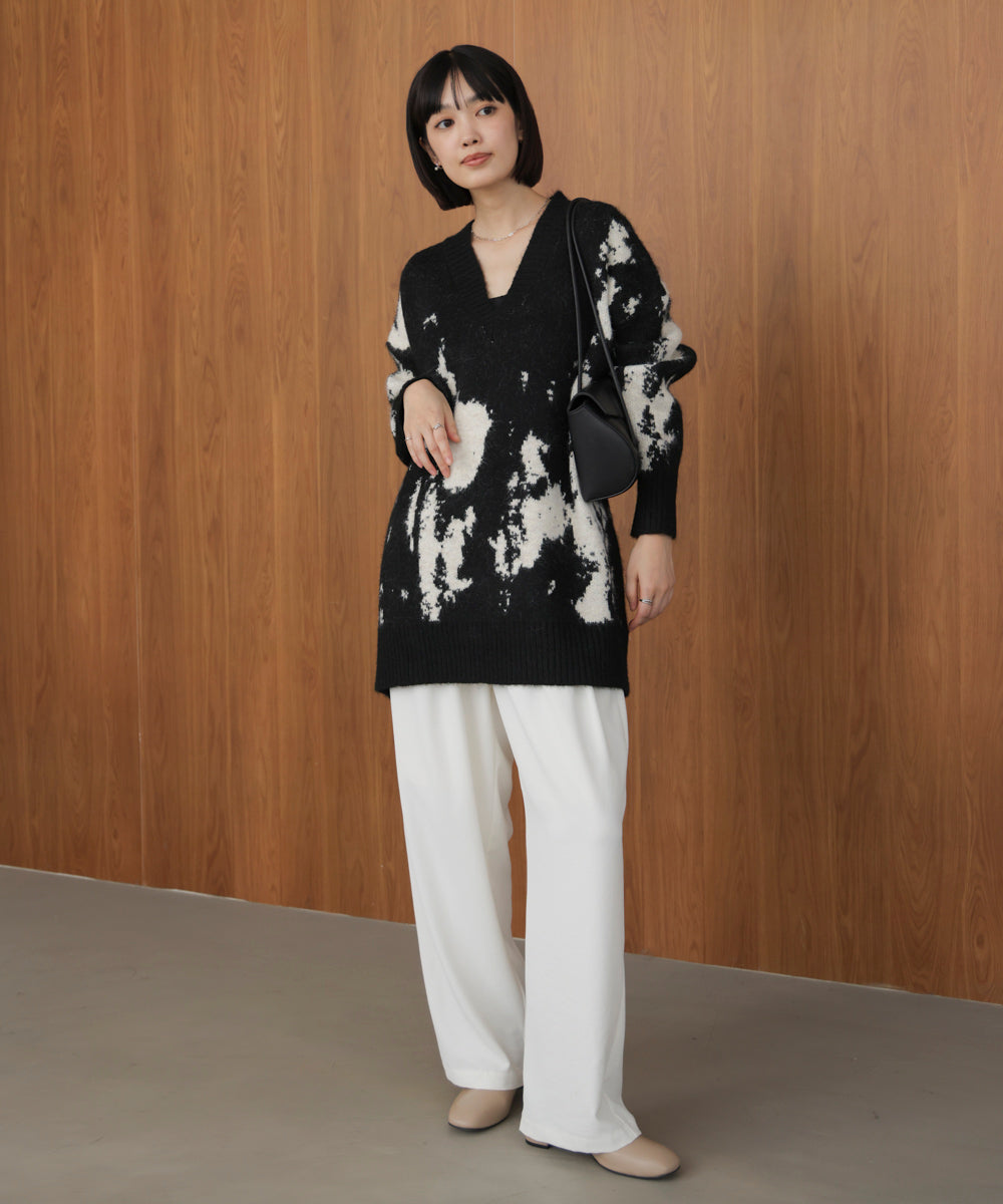 アブストラクト柄ニットプルオーバー