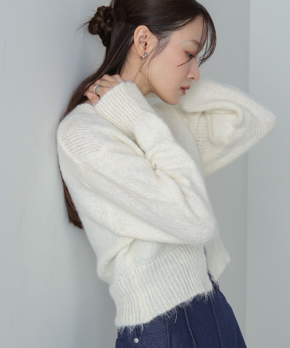 ショートシャギーくるみボタンカーディガン