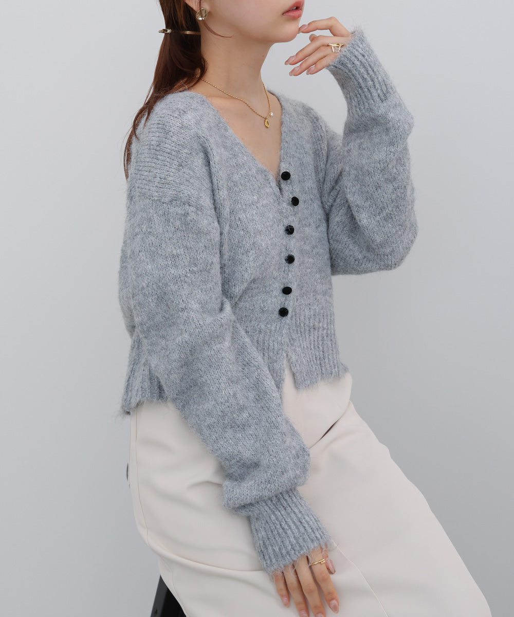 ショートシャギーくるみボタンカーディガン