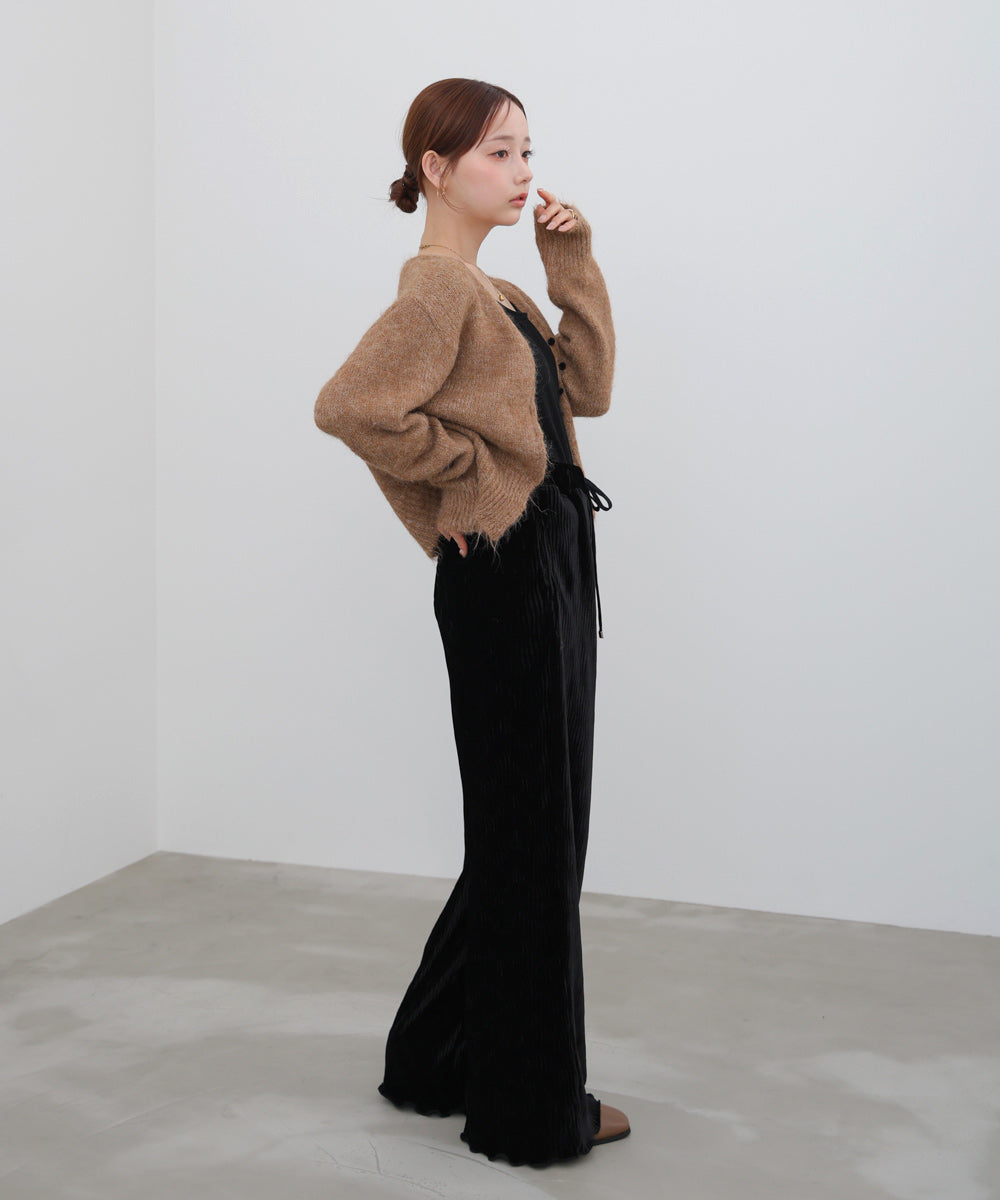 ショートシャギーくるみボタンカーディガン