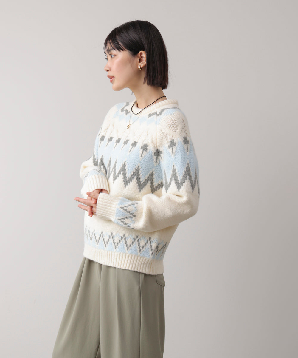 ノルディック柄ニット
