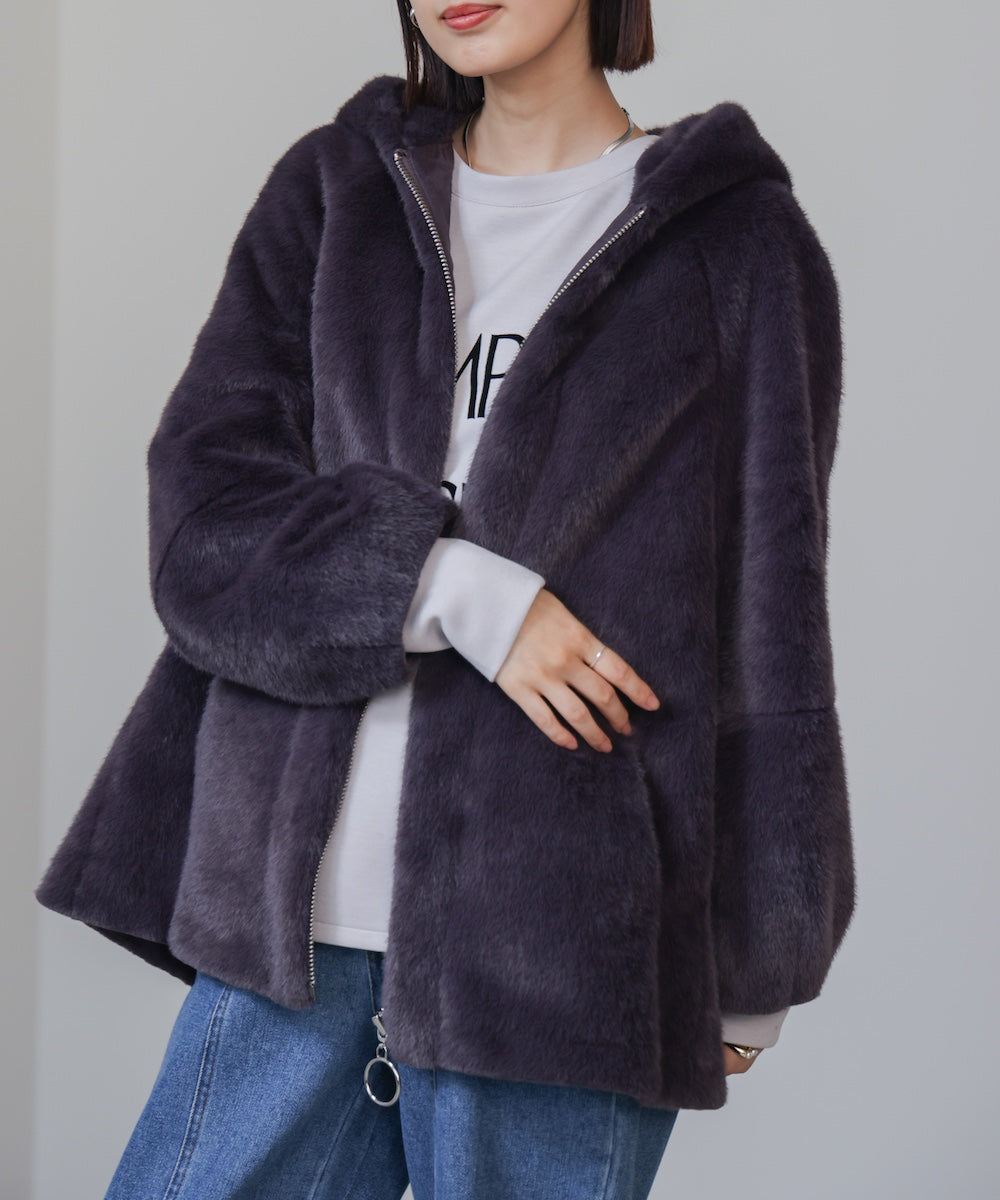 フェイクファーコート