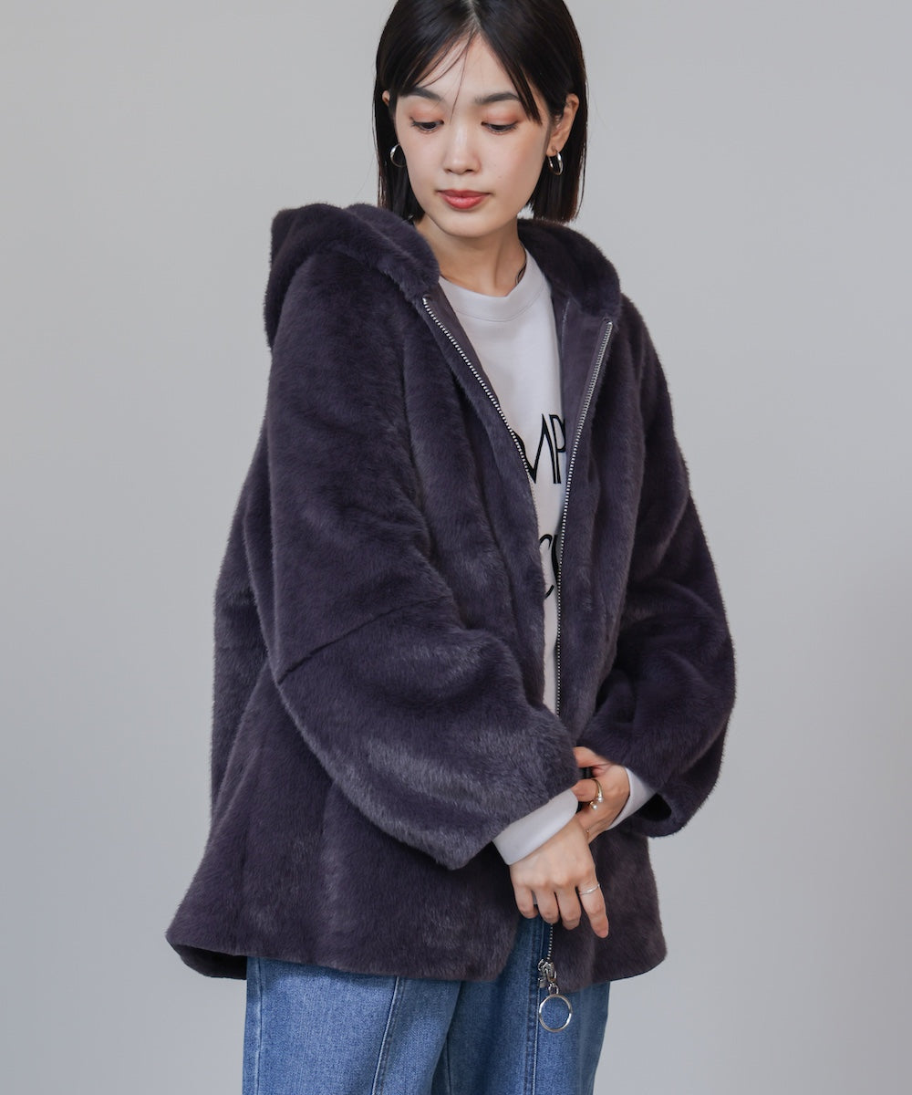 フェイクファーコート