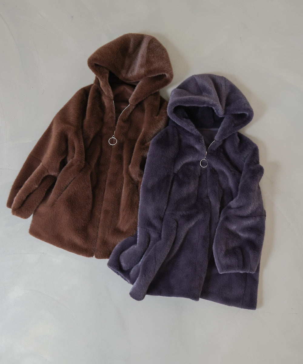 フェイクファーコート