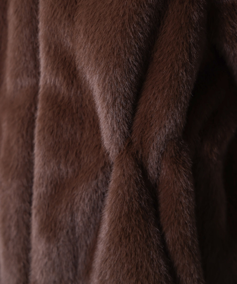 フェイクファーコート