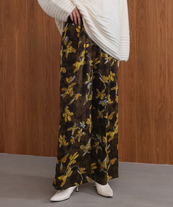 クラシックフラワーワイドパンツ