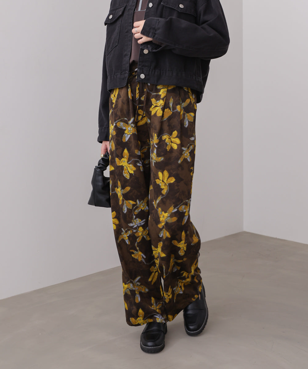 クラシックフラワーワイドパンツ