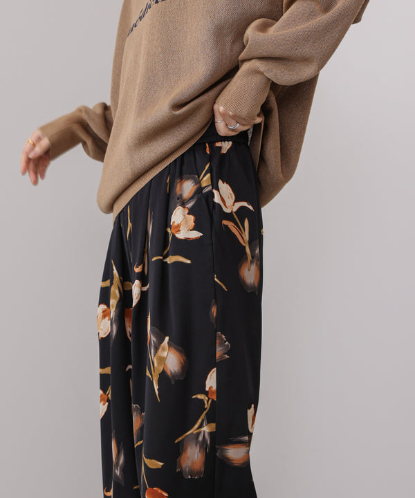 クラシックフラワーワイドパンツ