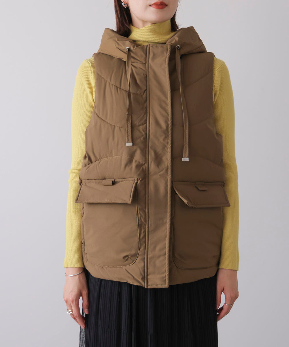 中綿フードベスト