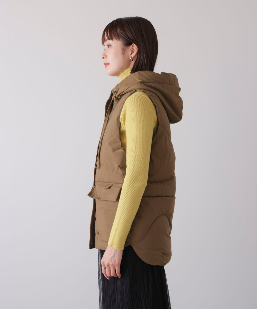 中綿フードベスト