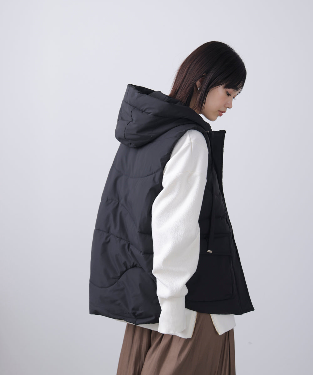 中綿フードベスト