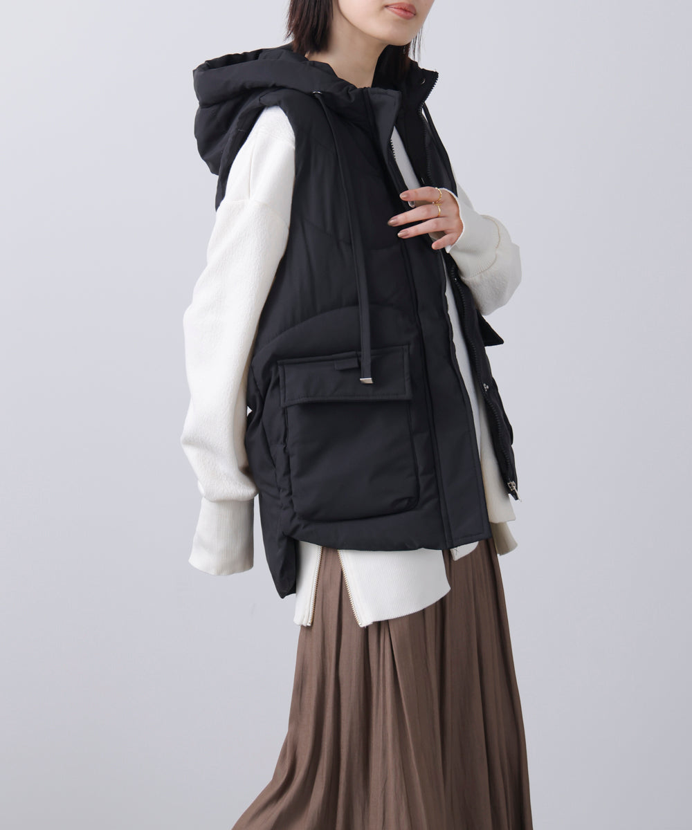 中綿フードベスト