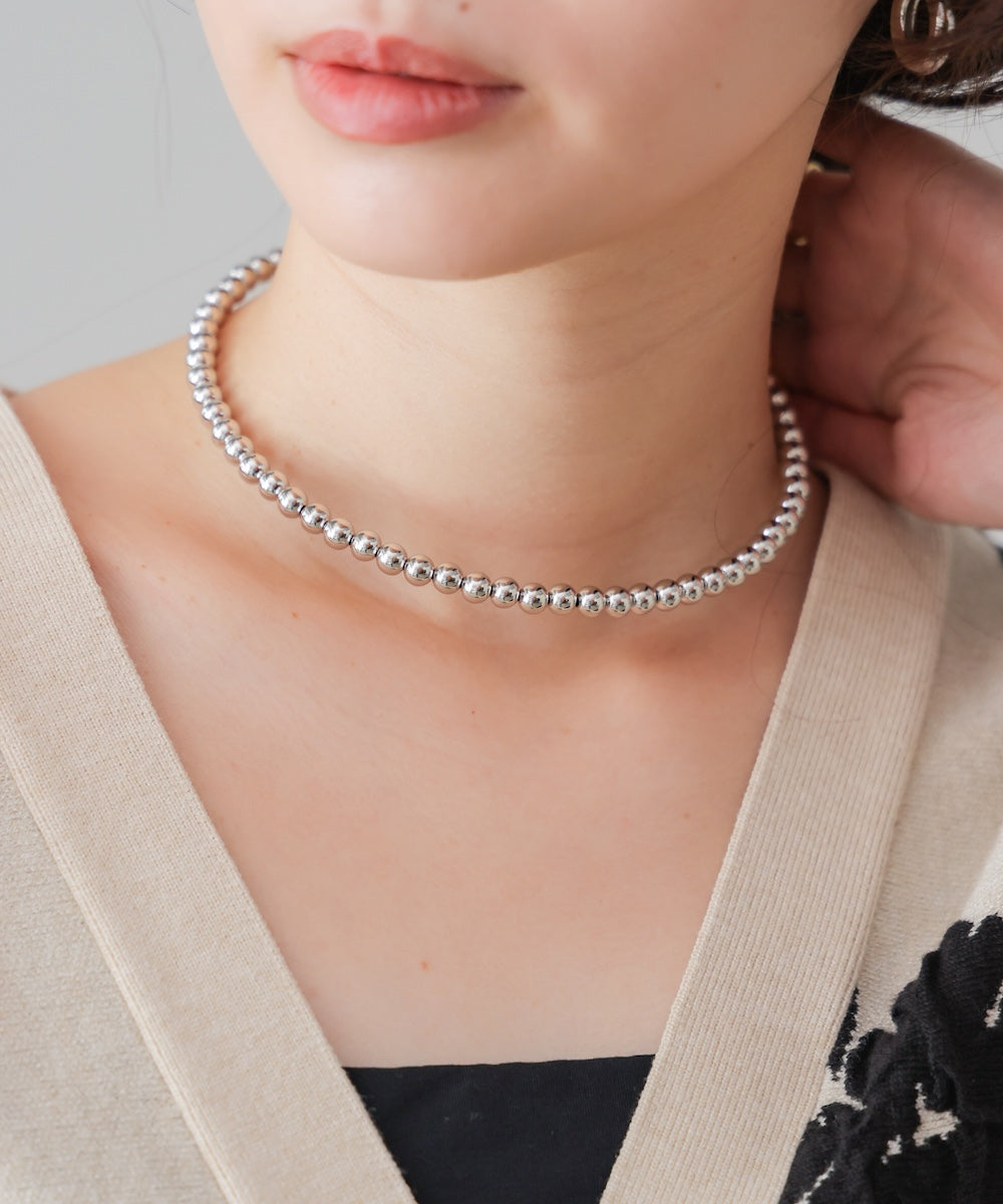 ワイヤーボールネックレス