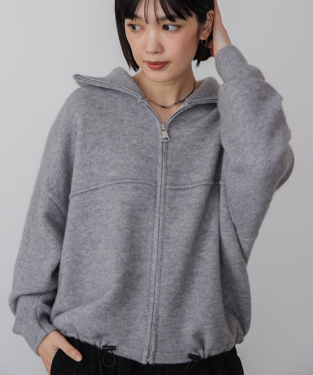 ニットライトジップアウター