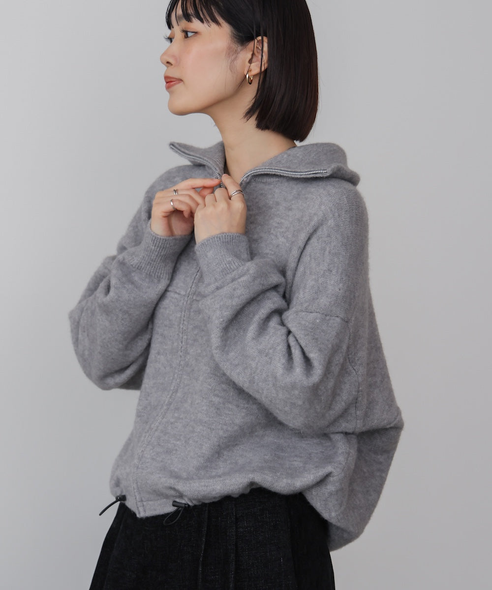 ニットライトジップアウター