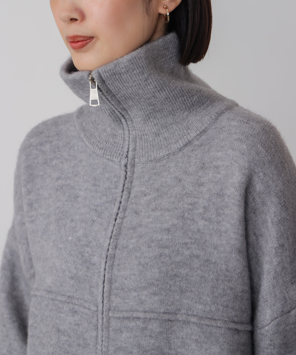 ニットライトジップアウター