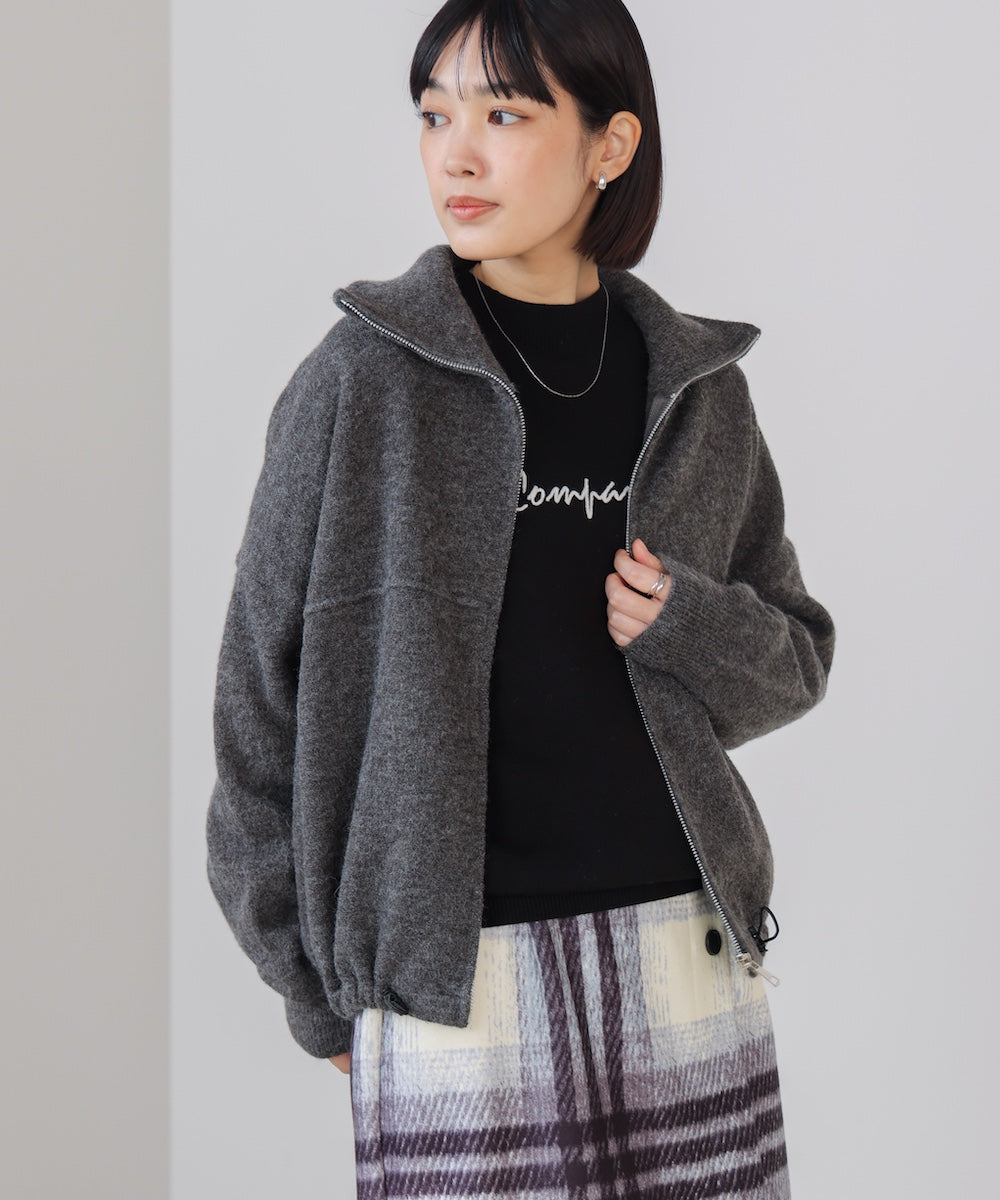 ニットライトジップアウター