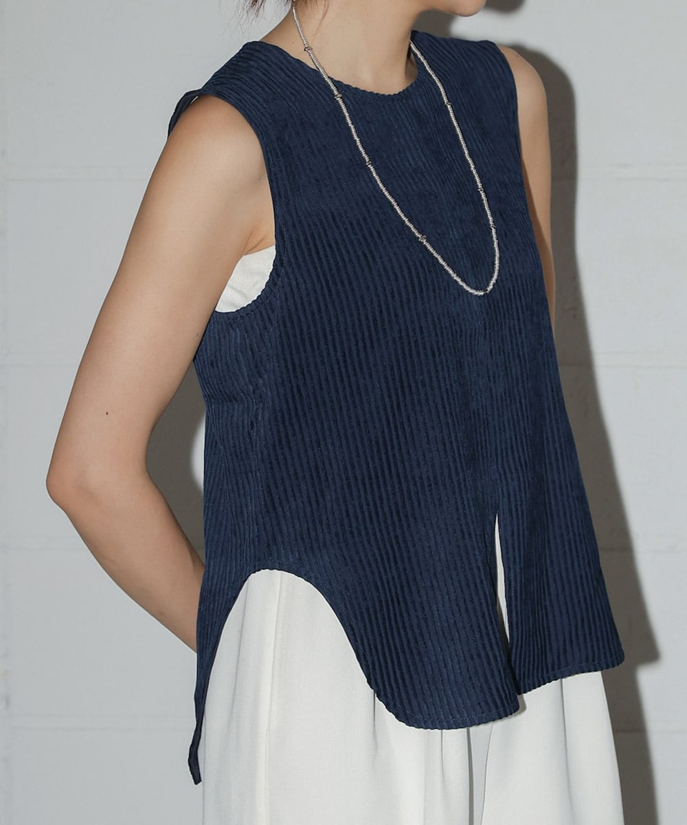 SHEER SLEEVELESS TOP