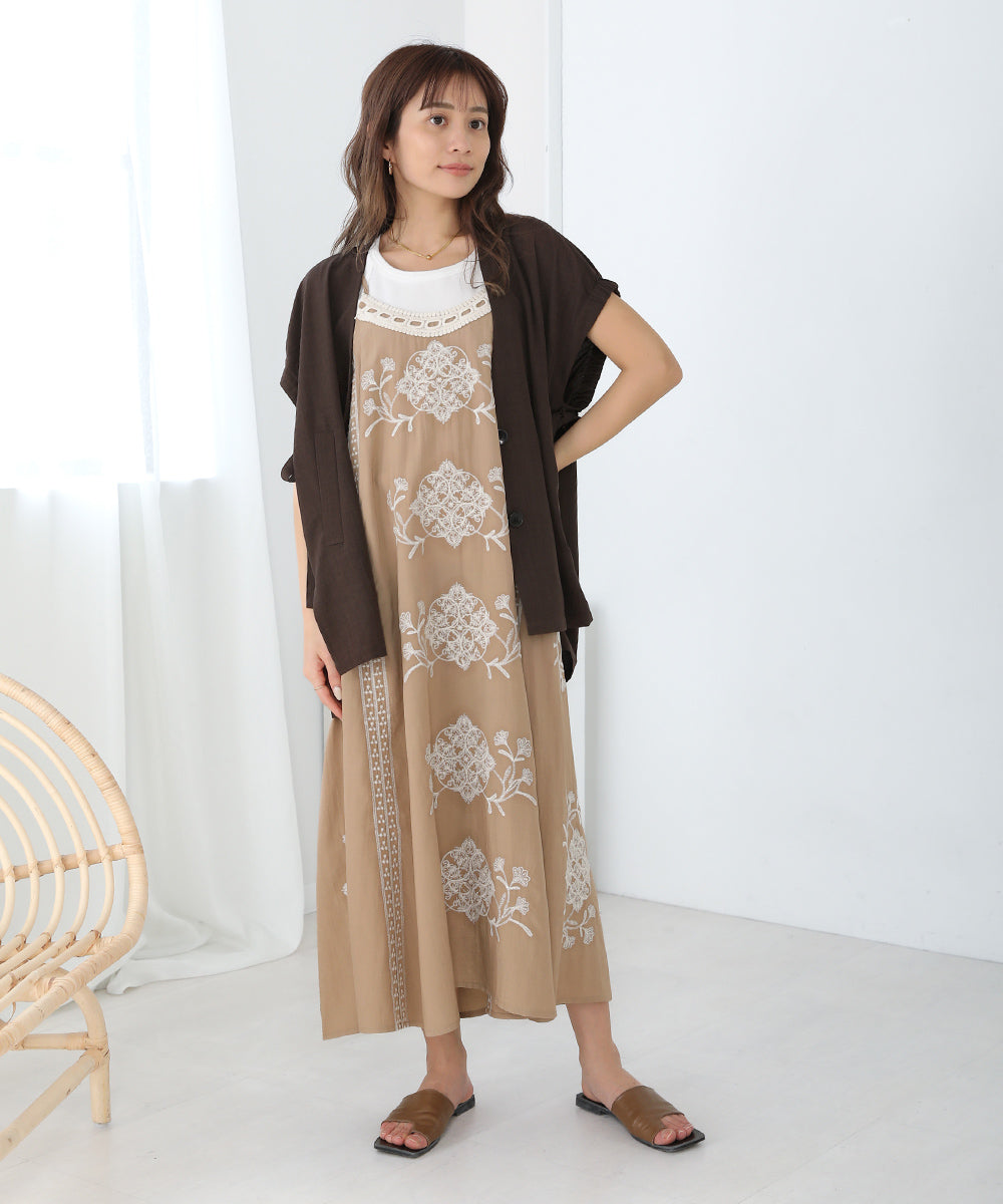 BouJeloud ボタニカル刺繍キャミワンピース