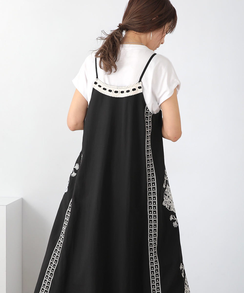 BouJeloud ボタニカル刺繍キャミワンピース