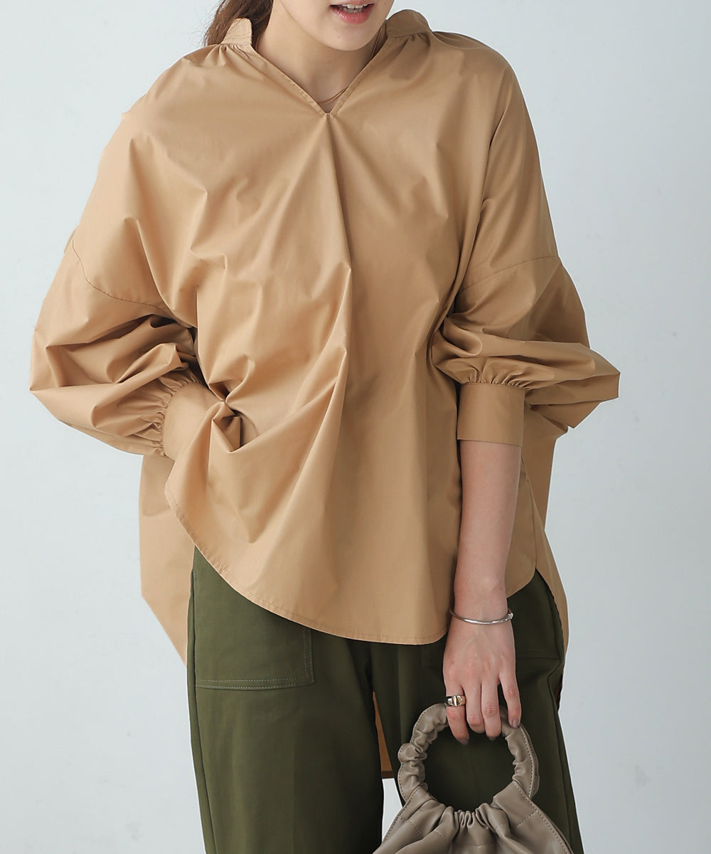 スキッパーバックギャザーシャツ