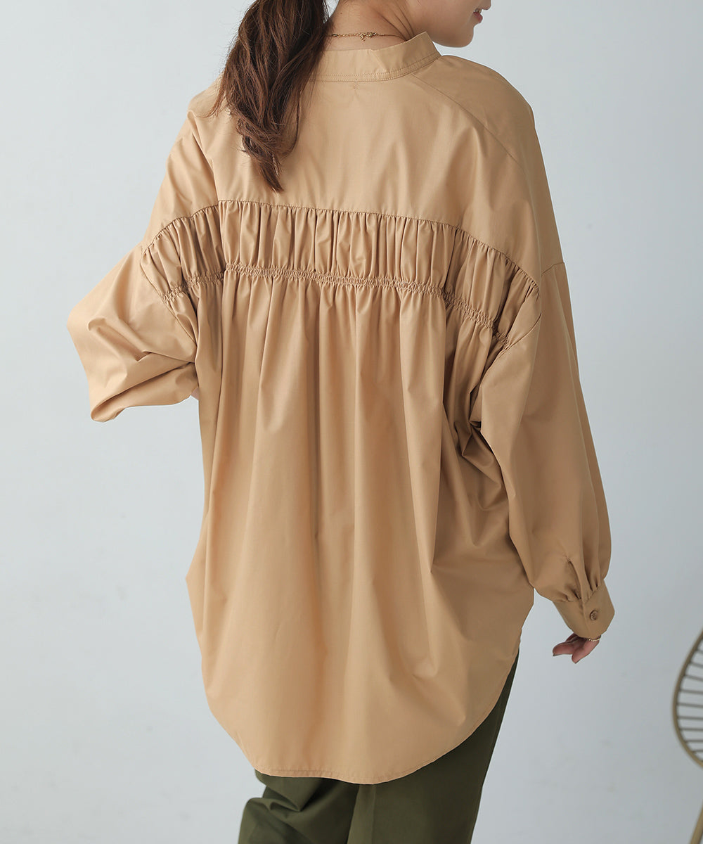 スキッパーバックギャザーシャツ