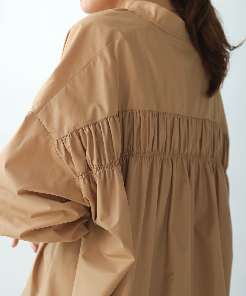 スキッパーバックギャザーシャツ