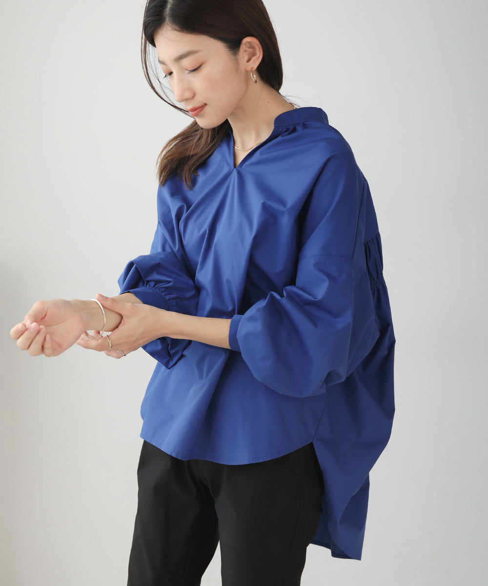 スキッパーバックギャザーシャツ