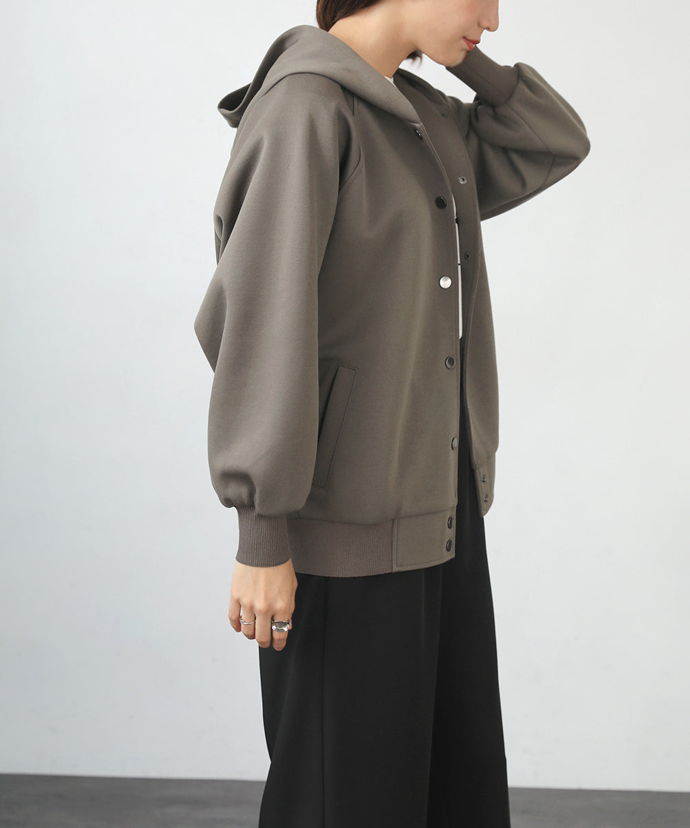 軽量ボンディングパーカー