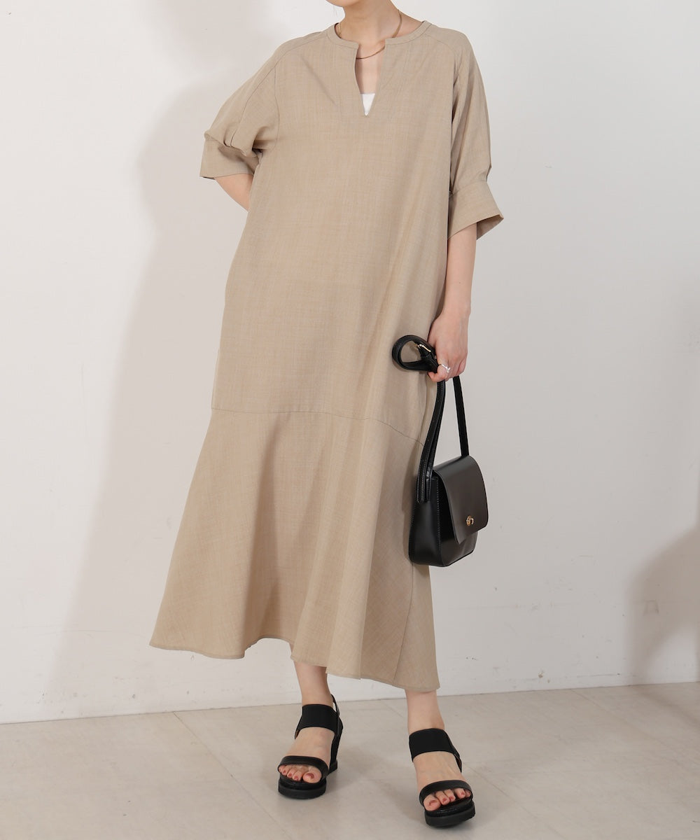 【WEB限定】麻ライクキーネックワンピース