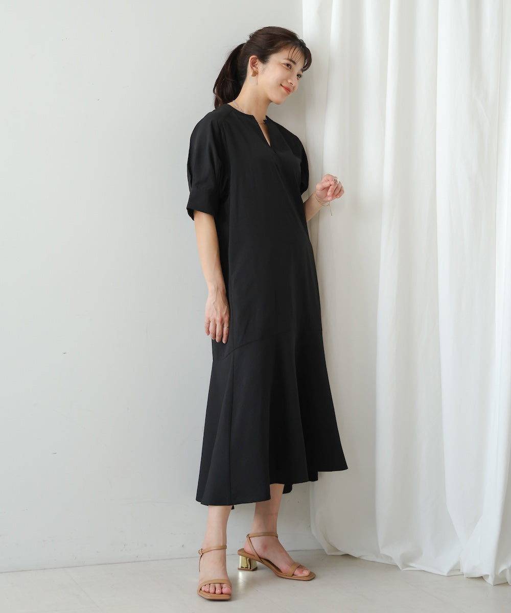 【WEB限定】麻ライクキーネックワンピース