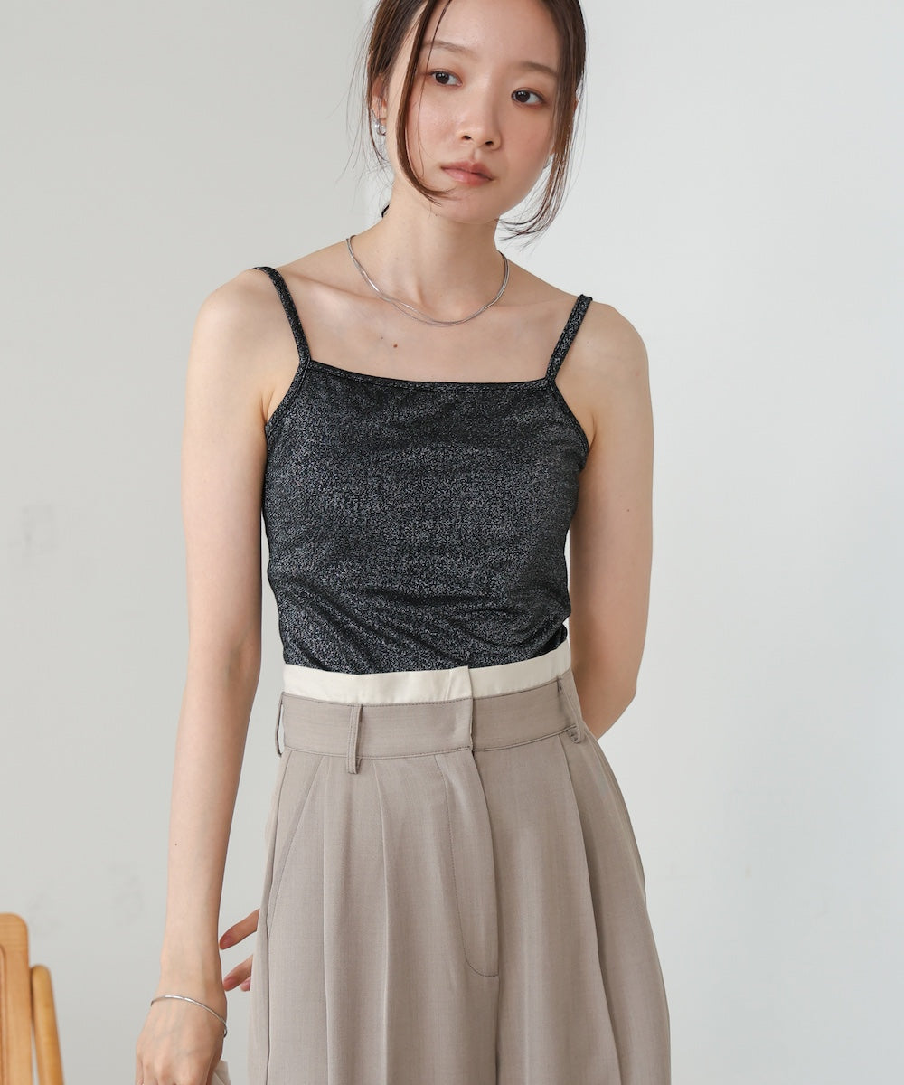 水光ラメカップ付きキャミソール