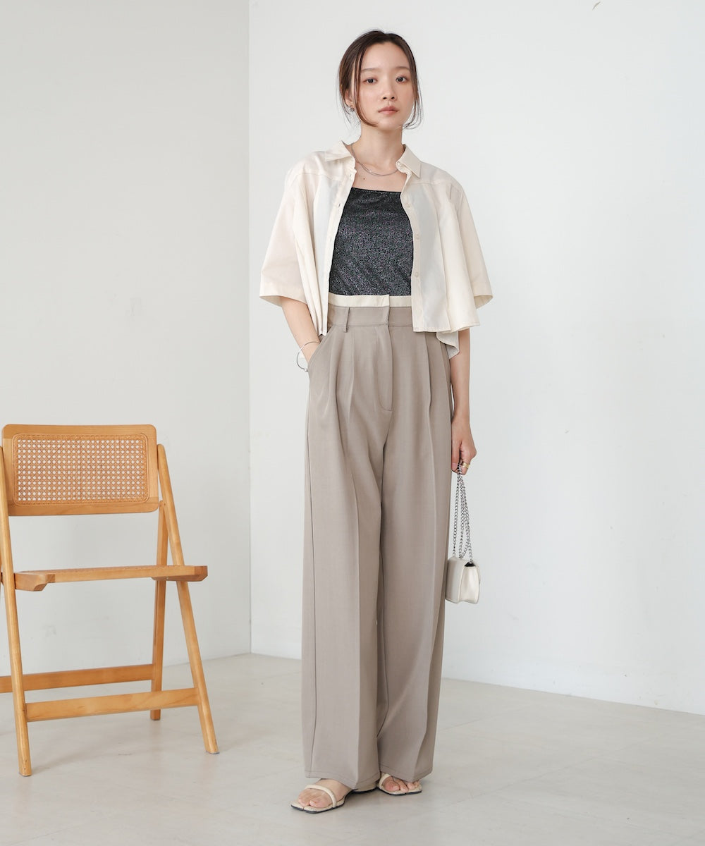 水光ラメカップ付きキャミソール