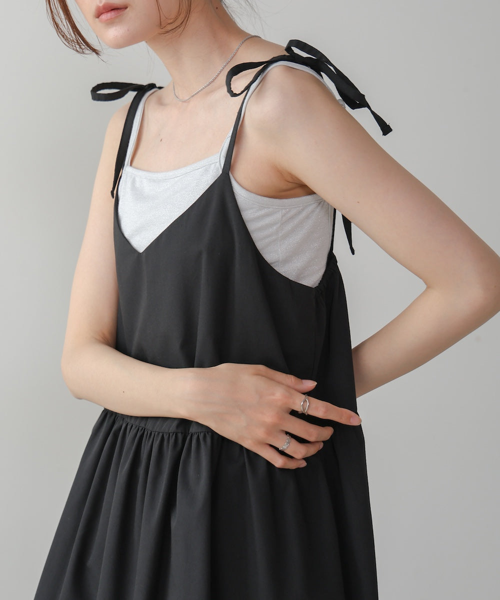 水光ラメカップ付きキャミソール