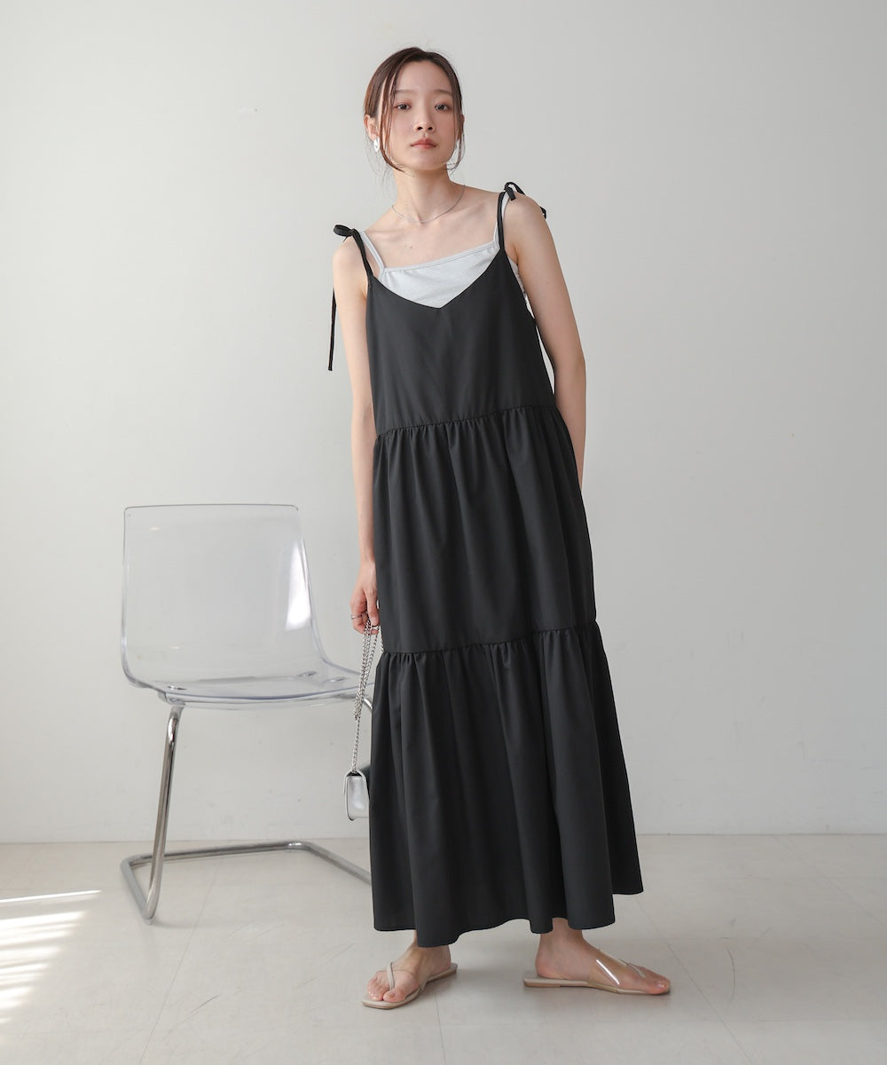 水光ラメカップ付きキャミソール