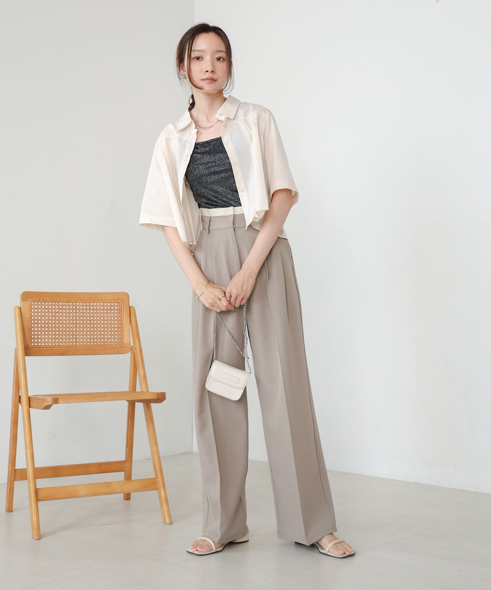 水光ラメカップ付きキャミソール