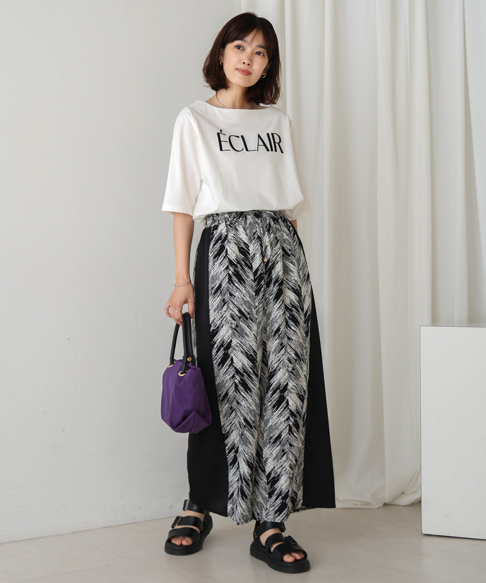 柄プリントパンツ